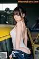 Moe Iori 伊織もえ, Young Jump 2019 No.42 (ヤングジャンプ 2019年42号) P2 No.3ddb01